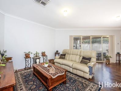 35 Guillardon Terrace, Madora Bay WA 6210