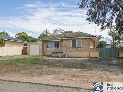 9 Thomson St, Northam WA 6401