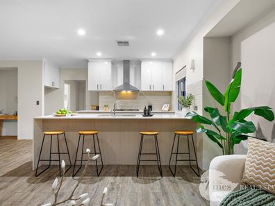 8 Bentall Way, The Vines WA 6069
