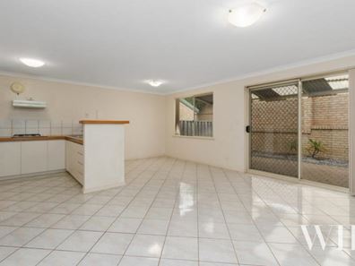 3/125 Robert Street, Como WA 6152