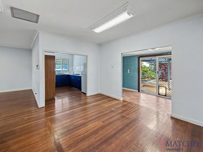 202 Fifth Street, Wonthella WA 6530