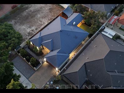 7 Russell Road, Madeley WA 6065