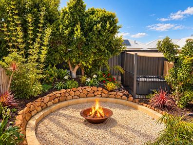 3 Andrews Street, Geographe WA 6280
