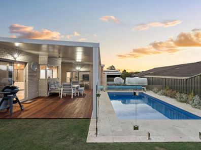 31 Almadine Drive, Carine WA 6020