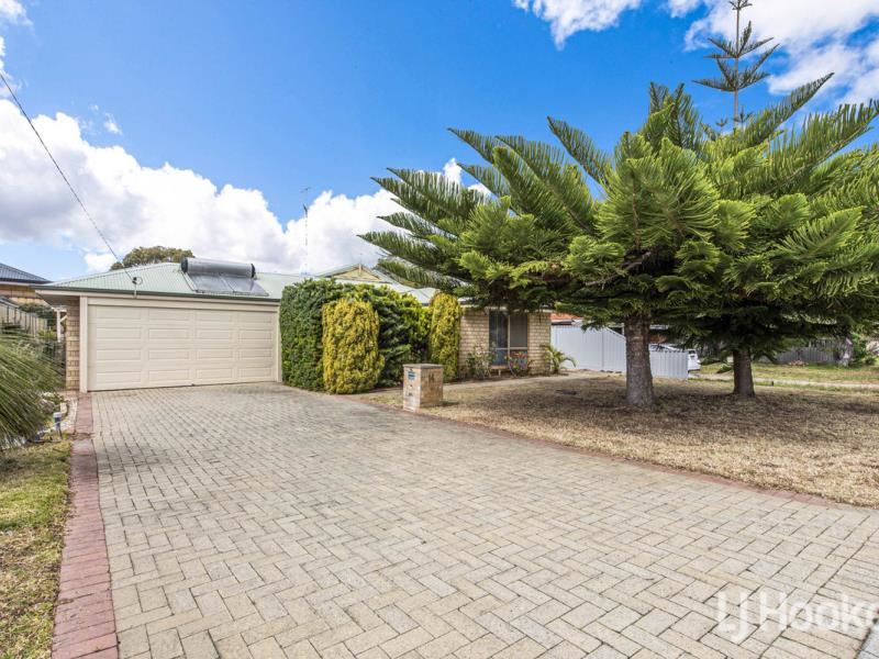 14 Blue Fin Drive, Golden Bay WA 6174