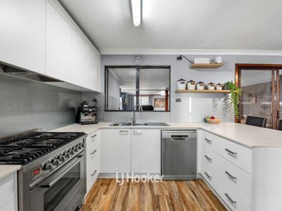 23 Clarke Street, Burekup WA 6227