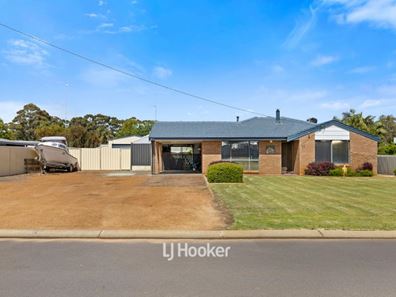 23 Clarke Street, Burekup WA 6227