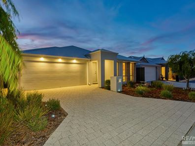 11 Scripta Way, Jindalee WA 6036