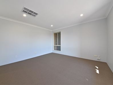 19 Tenby Close, Merriwa WA 6030