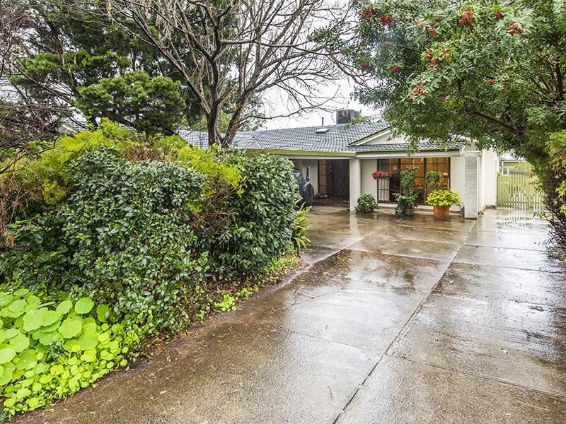 28 Nearwater Way, Shelley WA 6148