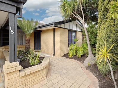 18 Pondana Mews, Ballajura WA 6066