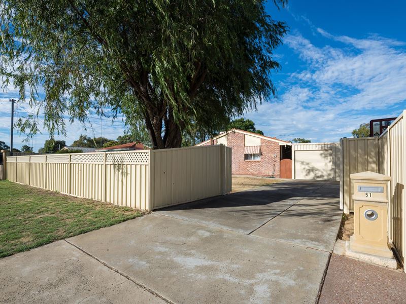 51 Hudson Road, Withers WA 6230