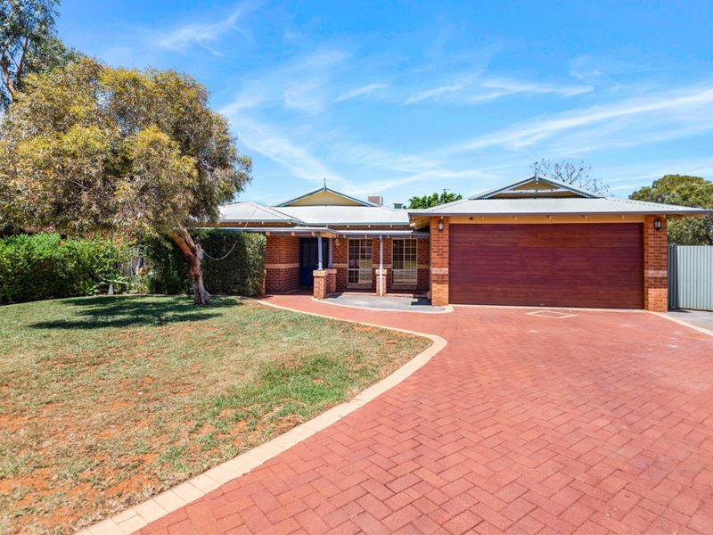 28 Paddington Drive, Hannans