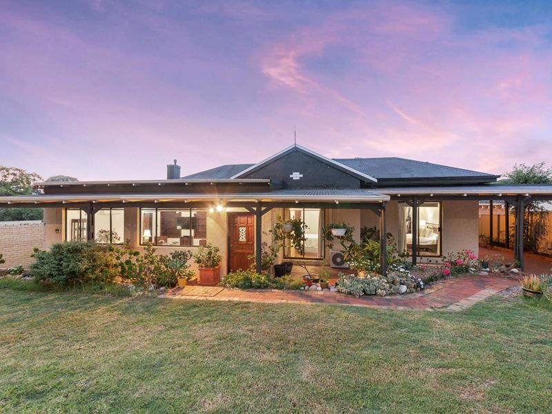 31 McCallum Crescent, Ardross
