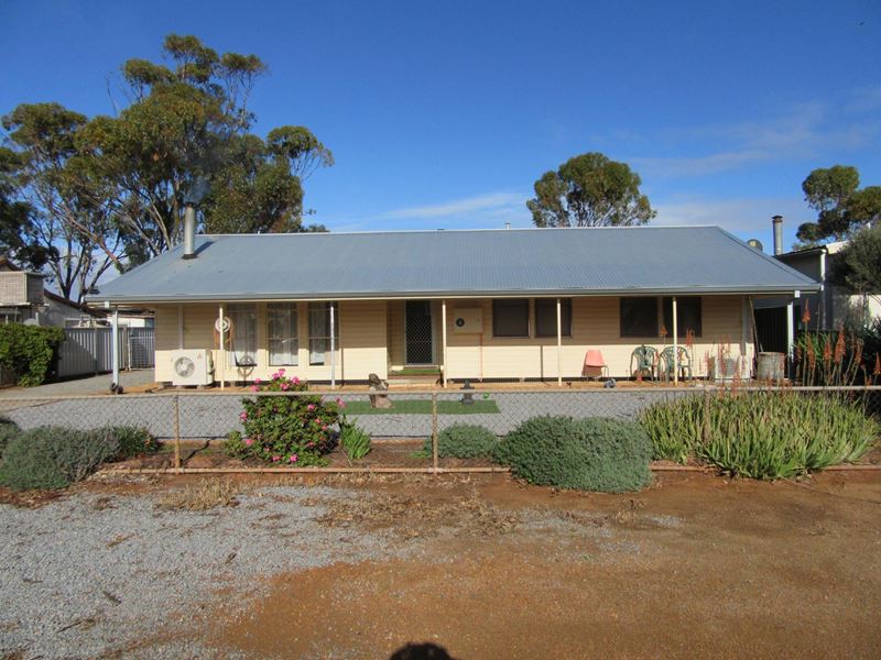 64 Carter Street, Three Springs