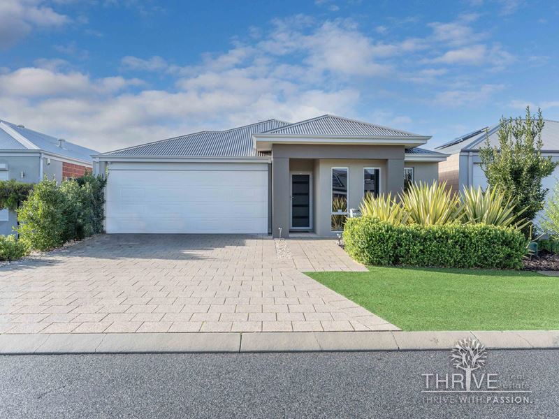 24 Wildflower  View, Piara Waters WA 6112