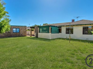 15 Montego Close, Safety Bay WA 6169