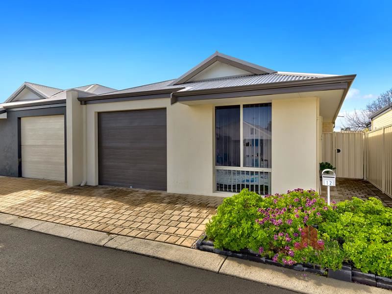 12/2 Heavenly Court, Australind WA 6233