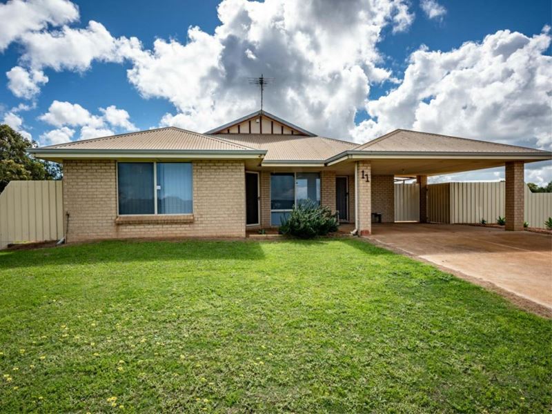 11 Manning Place, Utakarra