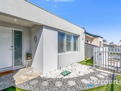 63 Reflection Boulevard, Jindalee WA 6036