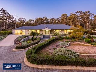 12 Plover Place, Bakers Hill