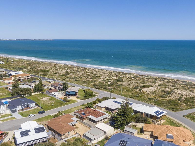 15 Diadem Place, Madora Bay WA 6210