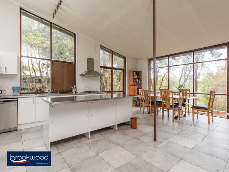 19 Feldman Crescent, Parkerville