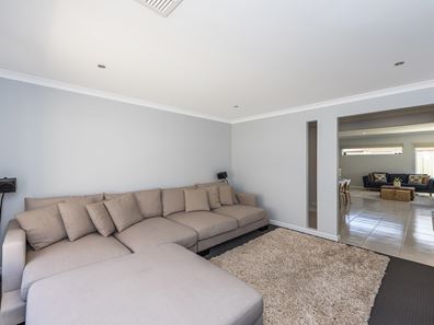 12 Camrose Parkway, Baldivis WA 6171