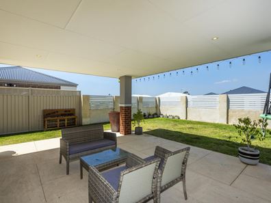 12 Camrose Parkway, Baldivis WA 6171