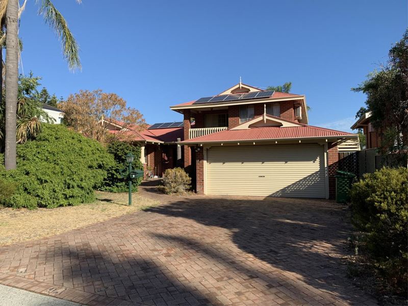 4 Shannon Rise, Mount Claremont