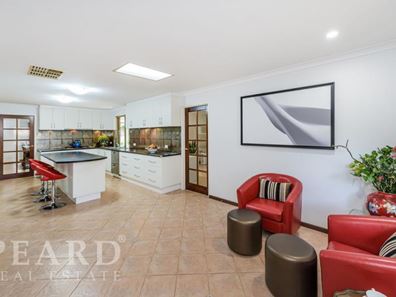 7 Ranleigh Way, Greenwood WA 6024