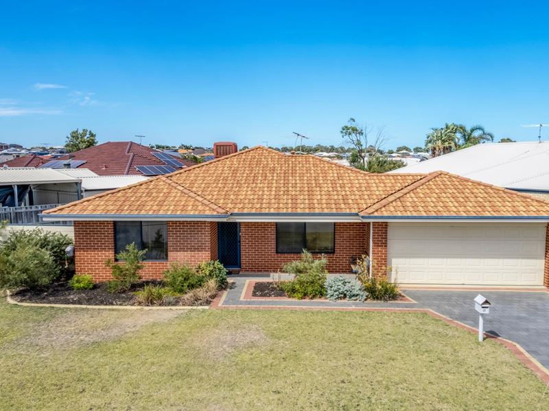 13 Whitegum Pass, Halls Head