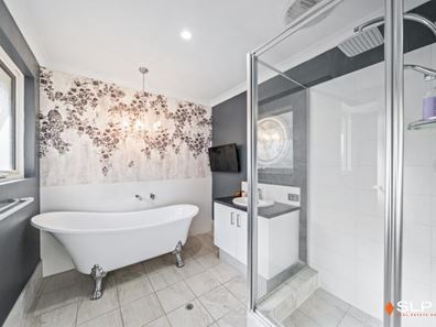 225 Grandis Boulevard, Banksia Grove WA 6031
