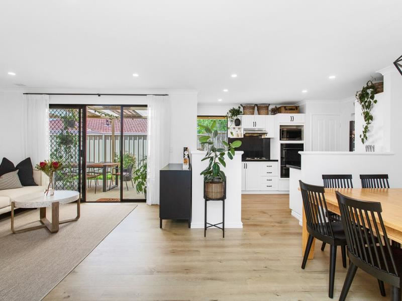 7B Madison Gardens, Stirling