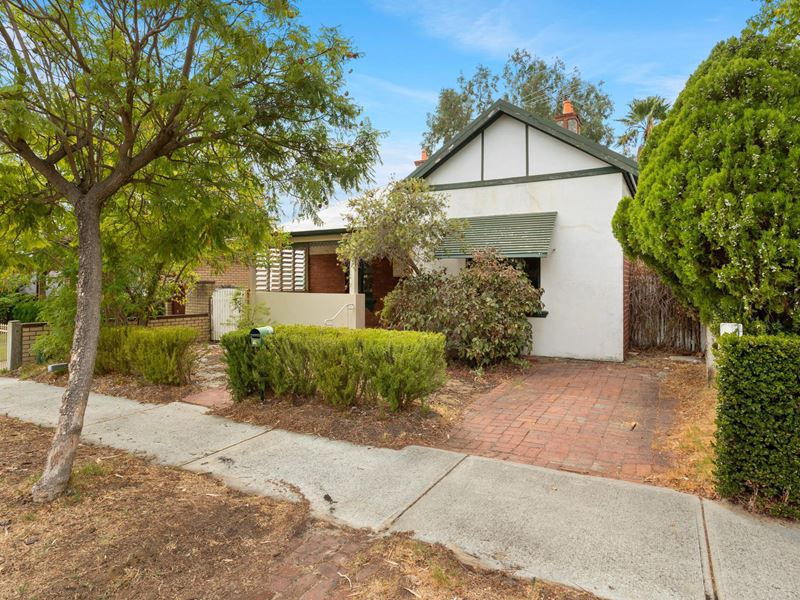 30 Commonwealth Avenue, North Perth