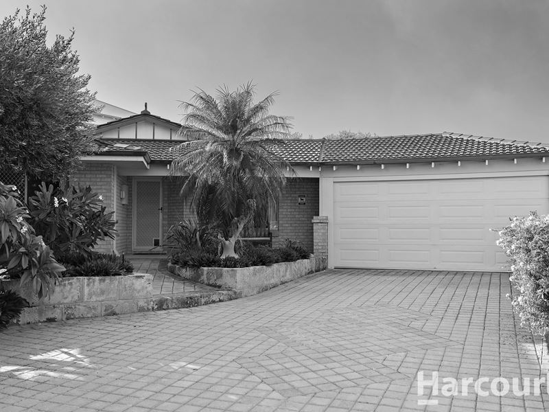 12 Breaker Close, Silver Sands