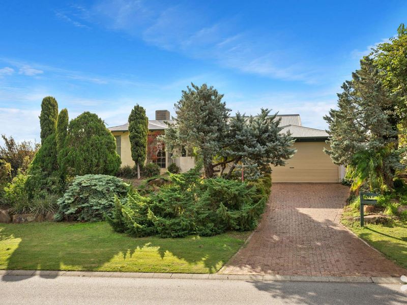 4 Anscombe Loop, Leeming