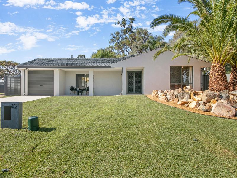 42 Dargin Place, Greenwood