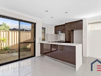 5/1a Skew Road, Bayswater WA 6053