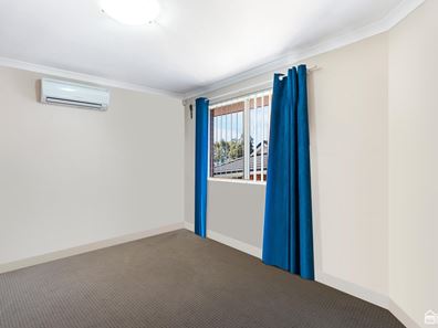 16/135 Challis Road, Seville Grove WA 6112