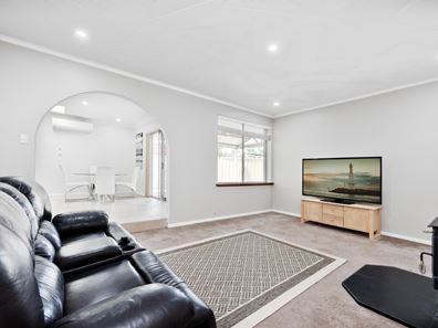 22 Sandleford Way, Morley WA 6062