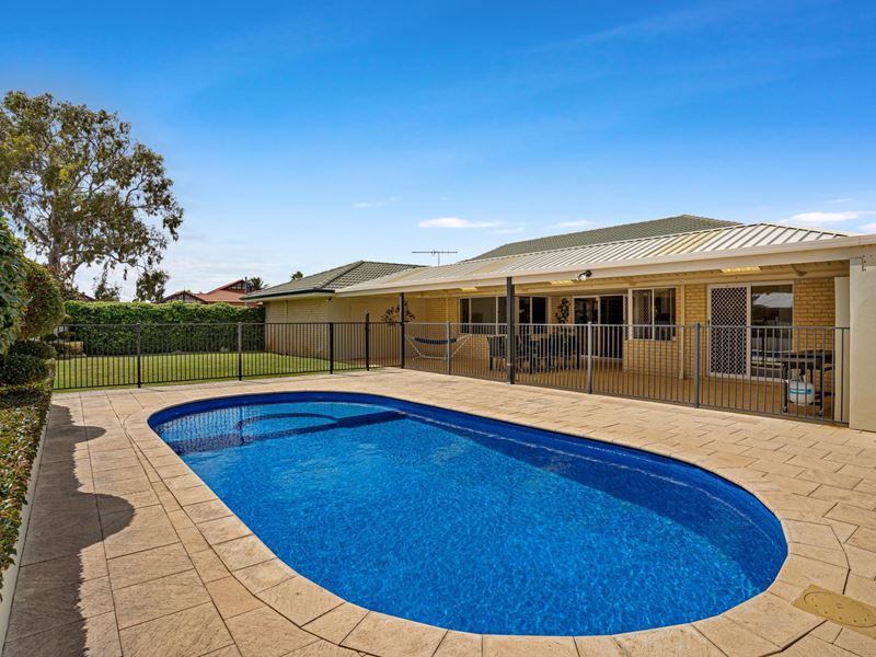 21 Jaywick Close, Safety Bay WA 6169
