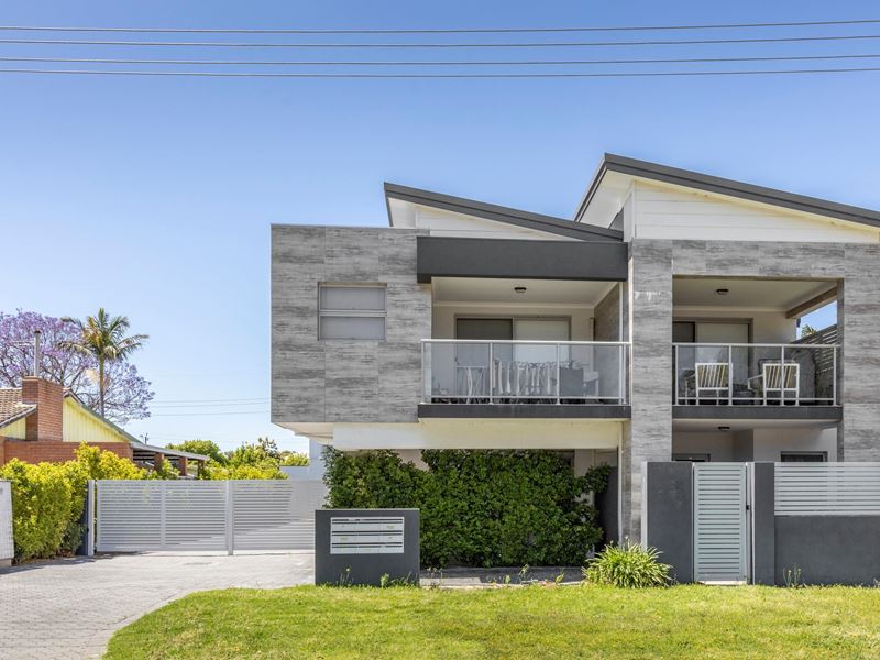 7/4 Hendra Street, Cloverdale WA 6105