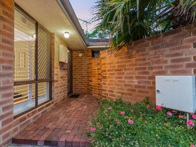 3/9 Hayes Avenue, Yokine WA 6060