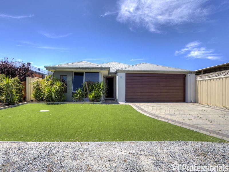 15 Dilabert Lane, Wattle Grove WA 6107