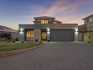 31 Jennerae Bend, Halls Head WA 6210