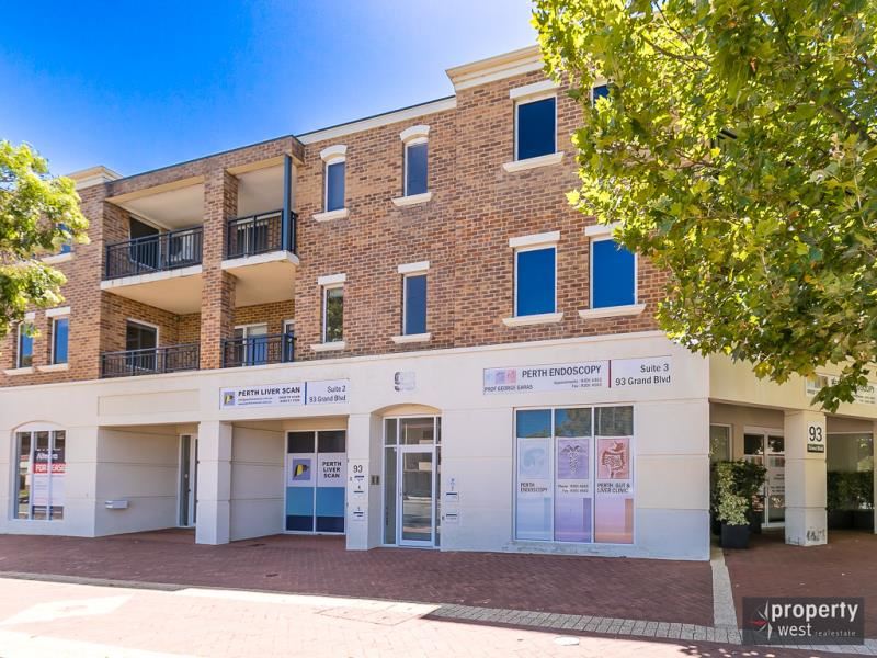 4/93 Grand Boulevard, Joondalup