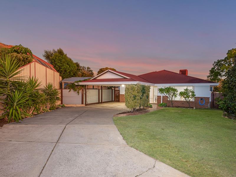 53 Kinglassie Circle, Kinross