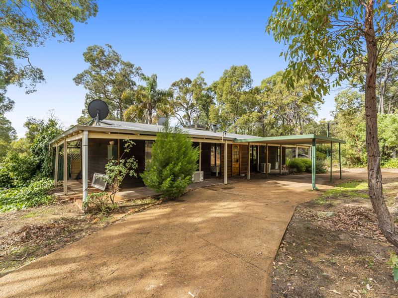 10 Alps Street, Mount Helena