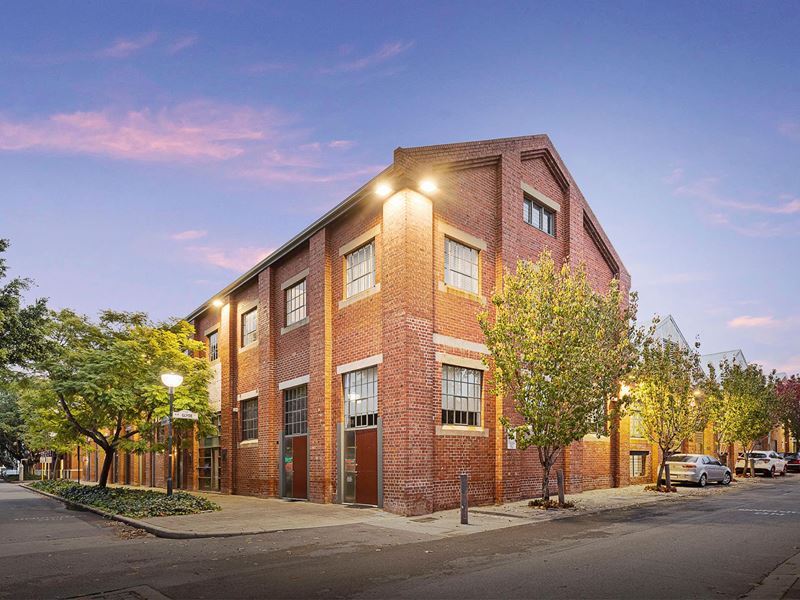 23 Little Brown Street, East Perth